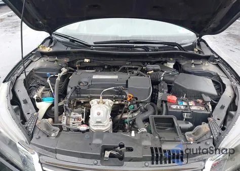 2015 Honda Accord Lx z USA, uszkodzony, nr VIN 1HGCR2F30FA221456